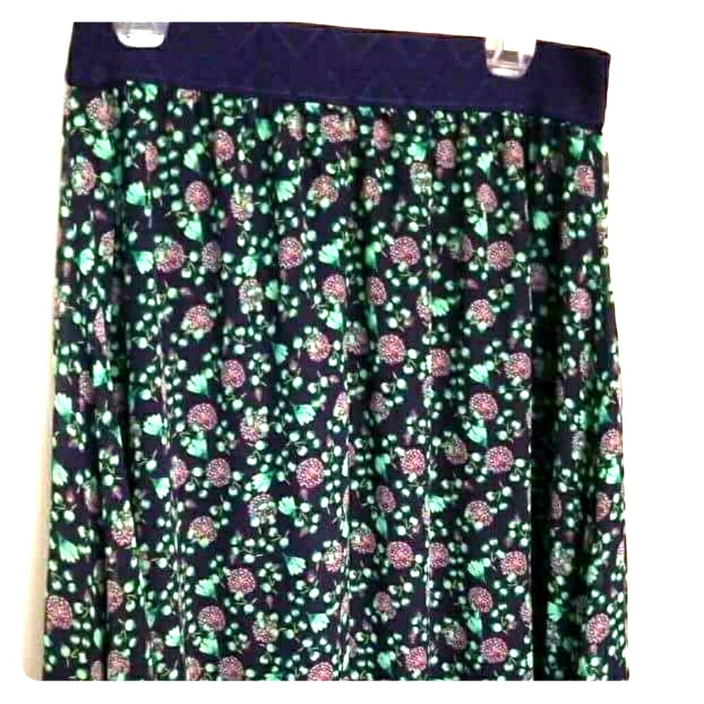 LLR Lola size L navy floral chiffon NWOT